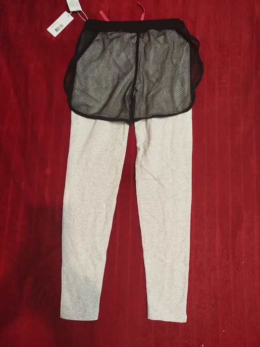 Guess-клин с къс панталон мрежа