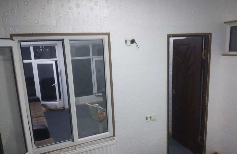 Тинчли метро якинида 3 хонали