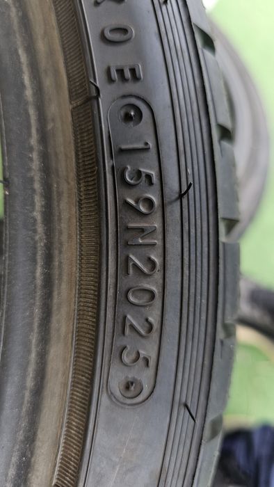 6 бр. Зимни гуми 225/35R19 XL TOYO SNOWPROX S954