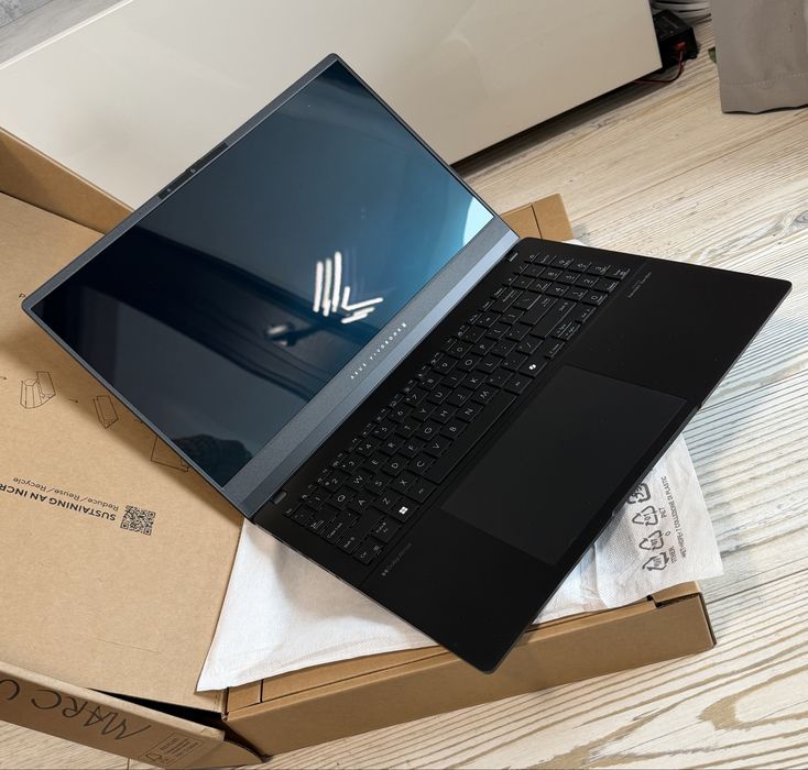 Asus Vivobook S15, Intel Ultra 7, 32gb, 1Tb, OLED