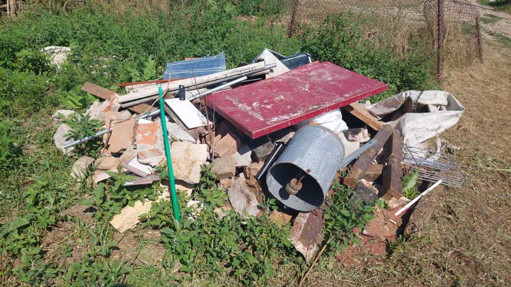 curatenie apartamente si eliberare moloz, moluz  mobilă veche și gunoi