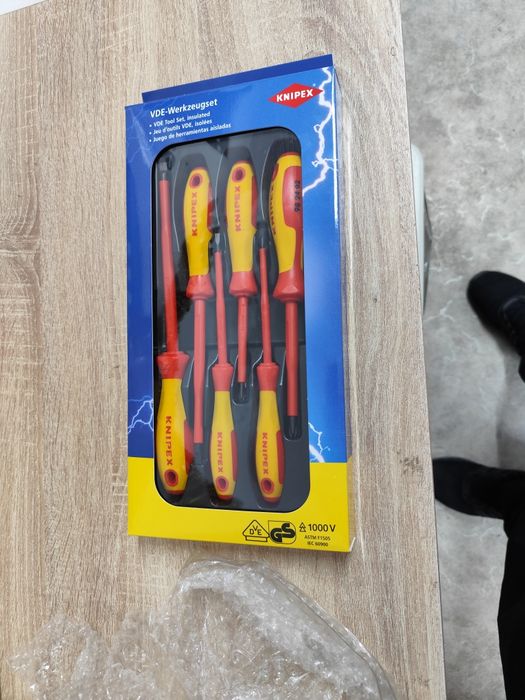 Набор отвёрток KNIPEX