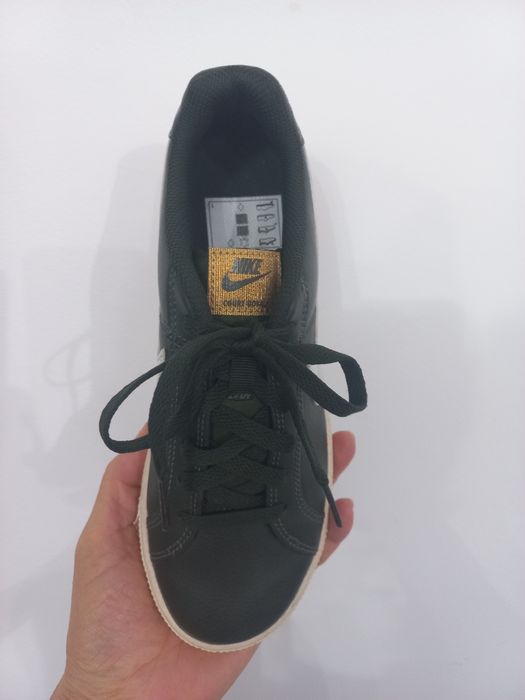 Кроссовки Nike кожаные