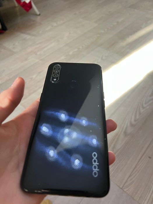 Продам Oppo A31 в идеале 256гб