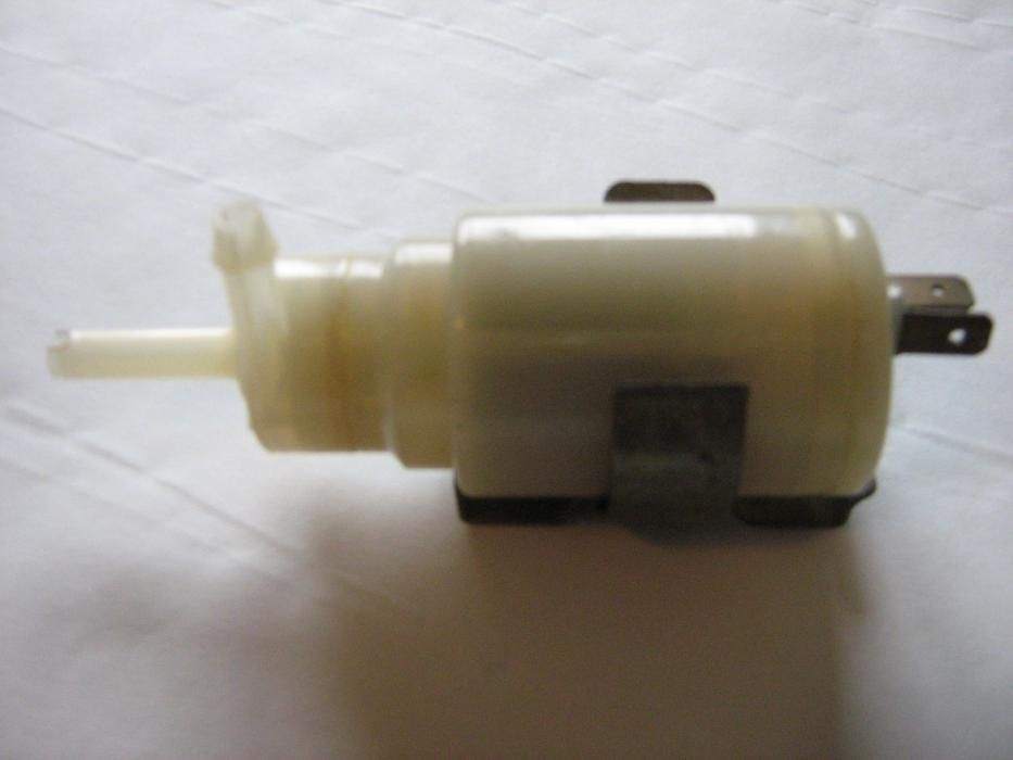 Pompă spălător parbriz