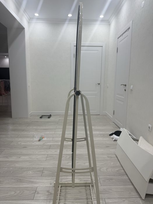 Зеркало напольное