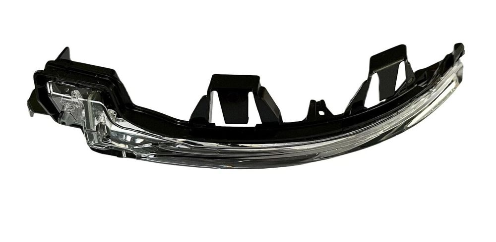 Lampa semnalizare oglinda Volvo C40 10.2021-, S60/V60 06.2018-, S90/V90 05.2016-, Xc40 01.2018-, fata, stanga/dreapta, LED