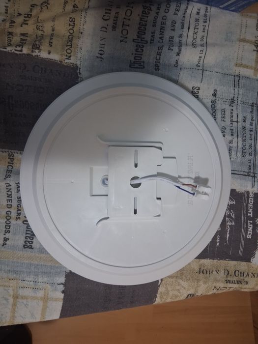 Продавам лед плафони