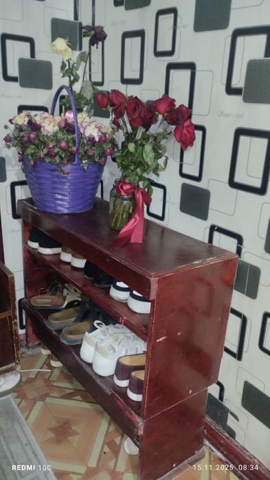 Prixoshka uchun mebel sotiladi