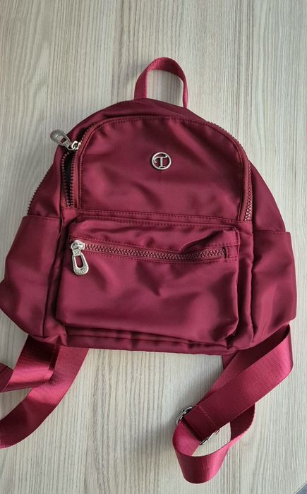 Geanta vișinie din fâș