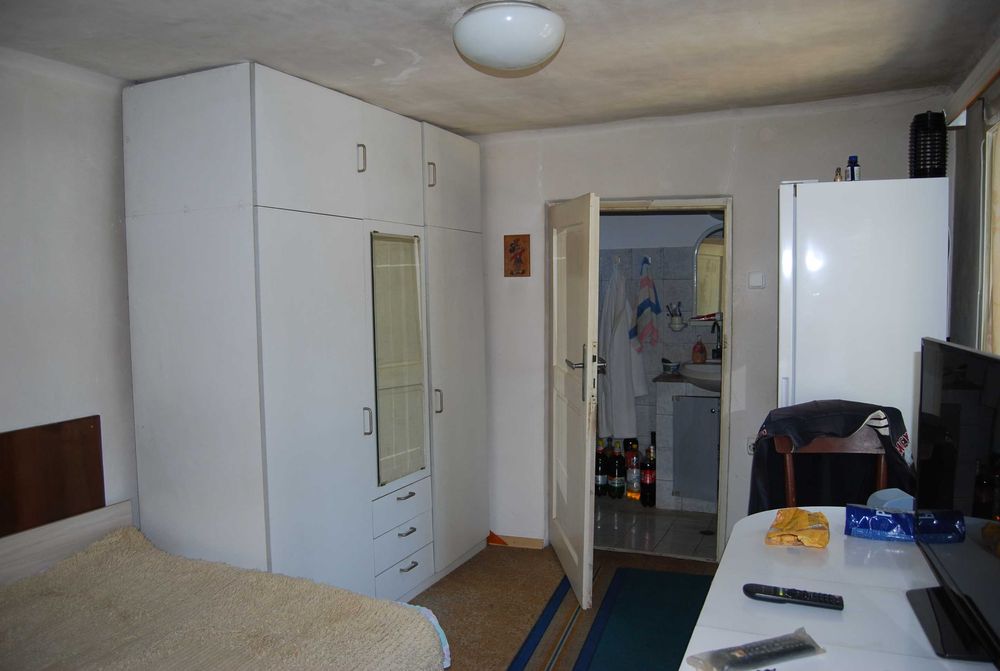 КЪЩА, с. Беренде, област София