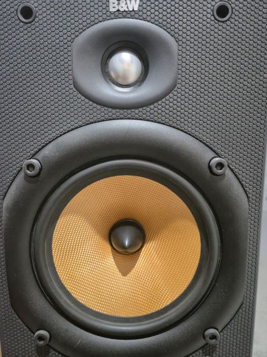 Boxe B&W DM 604 S2