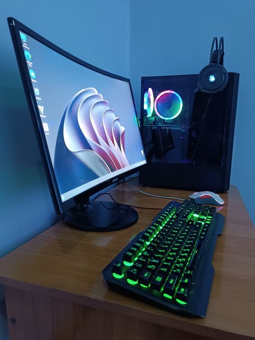 продается игровой компьютер