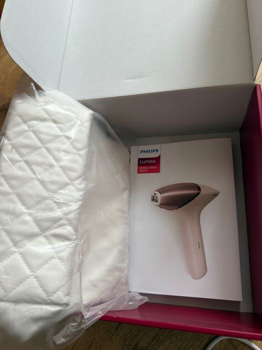 Фотоепилатор Philips Lumea