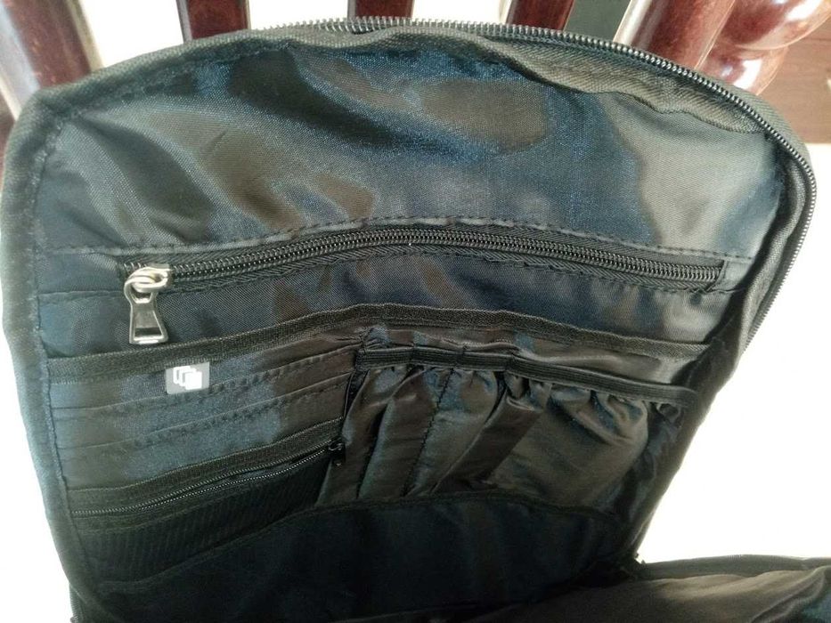 Здрава раница за лаптоп 17 "