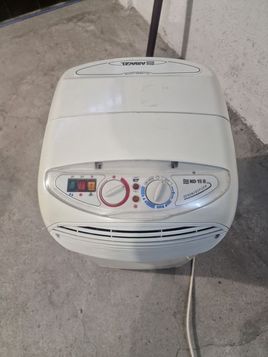 3 в 1 , абсорбатор, отоплител и охладирел.