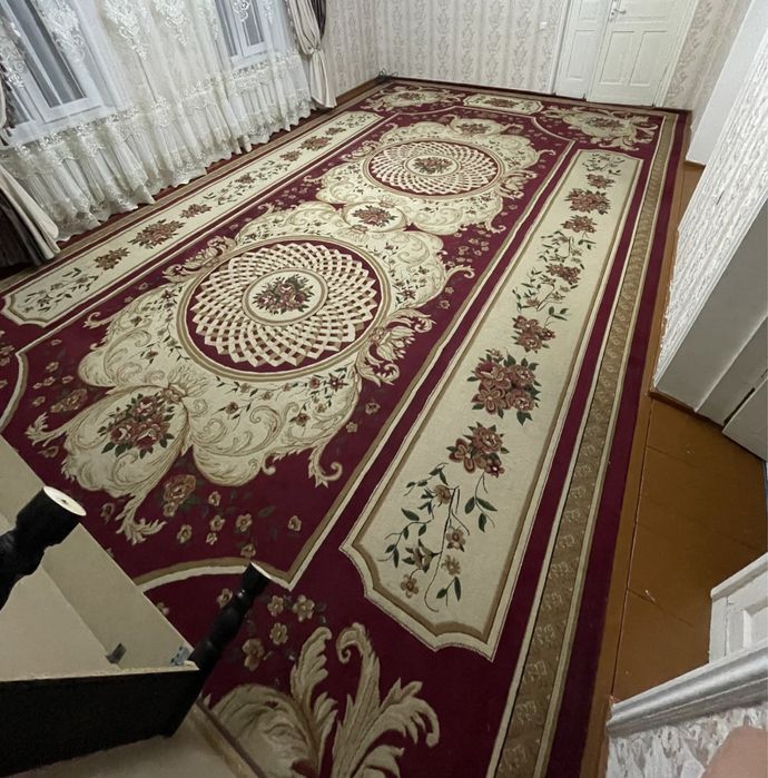 Продается ковер 4х7   Gilam sotildi 4x7