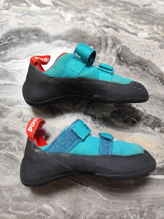 Обувки за катерене детски