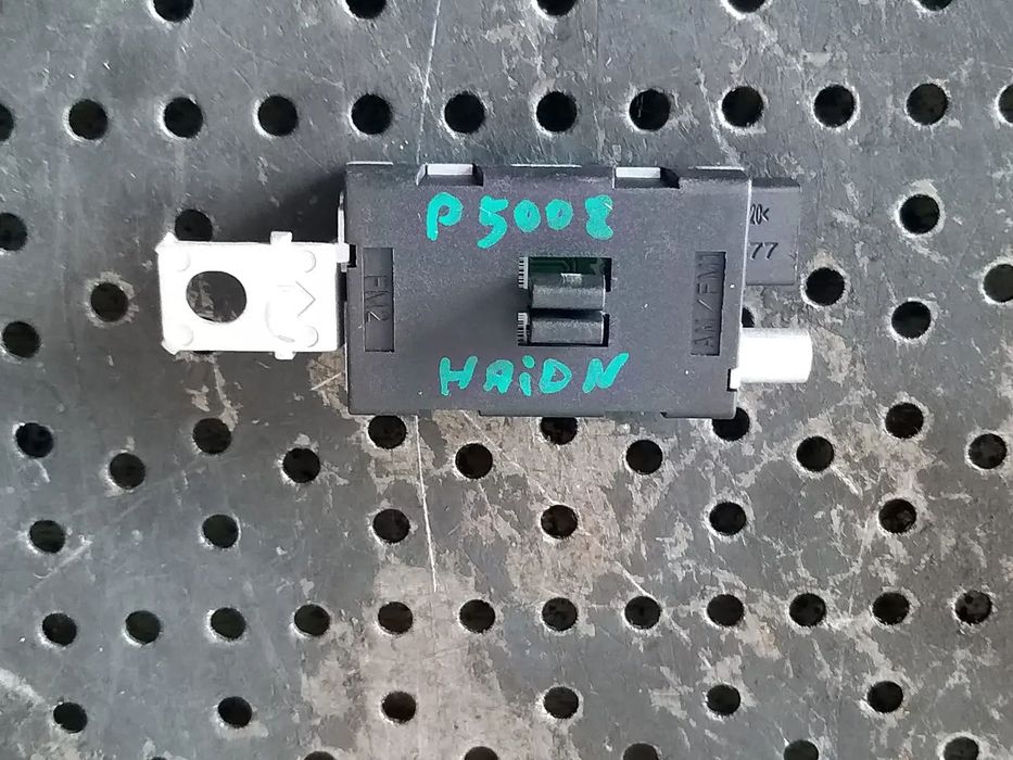 Amplificator antena peugeot 5008 2 9678017080 81637700