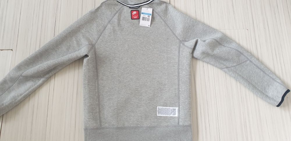 Nike Tech  Hoodie Mens Size M НОВО! ОРИГИНАЛ! Мъжки Суитшърт!