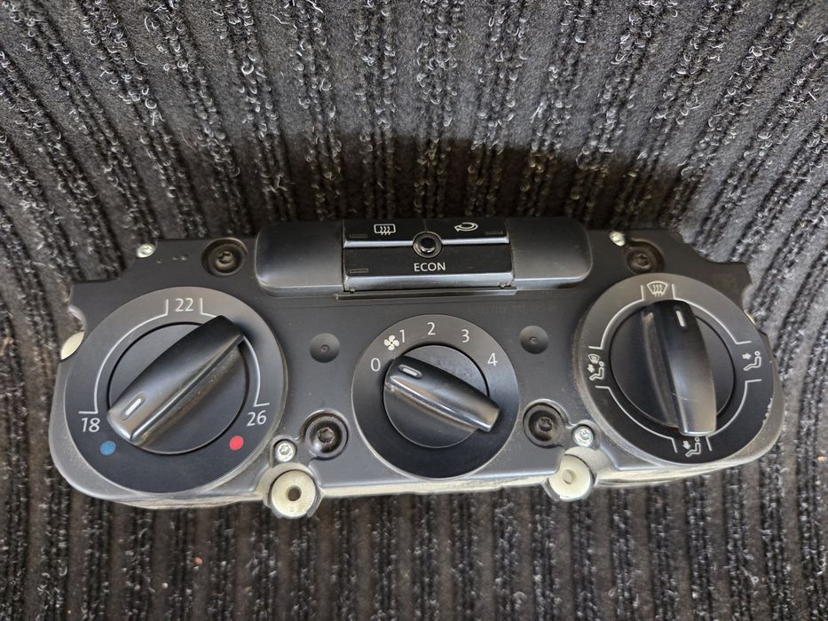 Управление за климатик Vw Touran Golf 5 Caddy