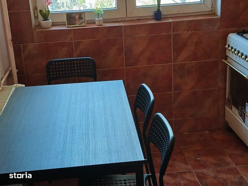 3 camere/ P.ta Victoriei/ renovat/