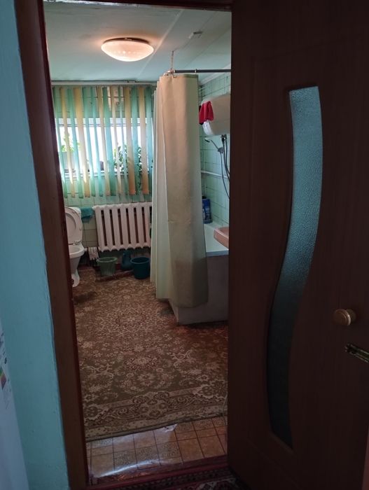 Продам двух этажный дом