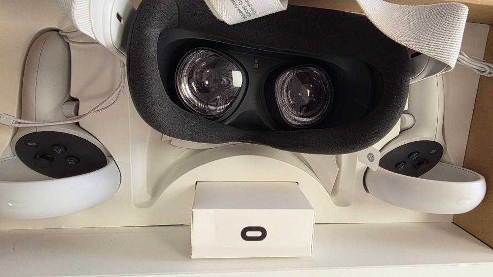 Oculus Quest 2 64 GB ca nou, ieftin