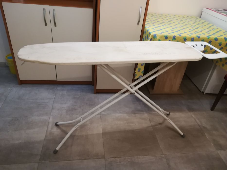 Дъска за гладене без калъф