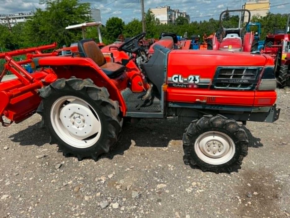 Трактор KUBOTA GL23 4x4