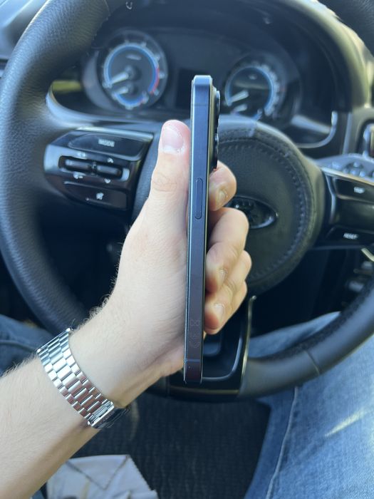 iPhone 15 pro,Айфон 15 про в отличном состоянии !
