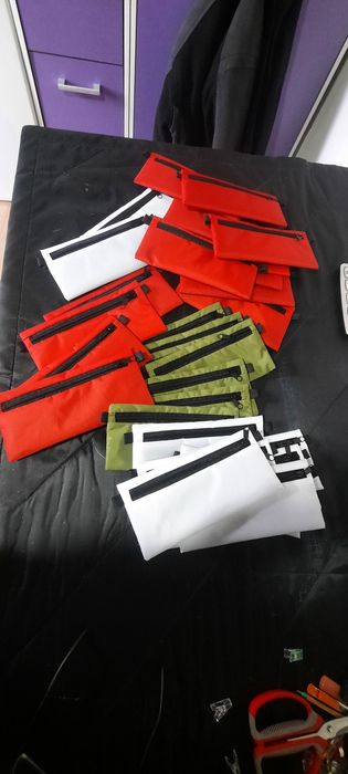 Продам косметички новые