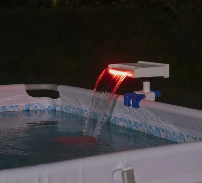 Водопад за басейни с LED светлини