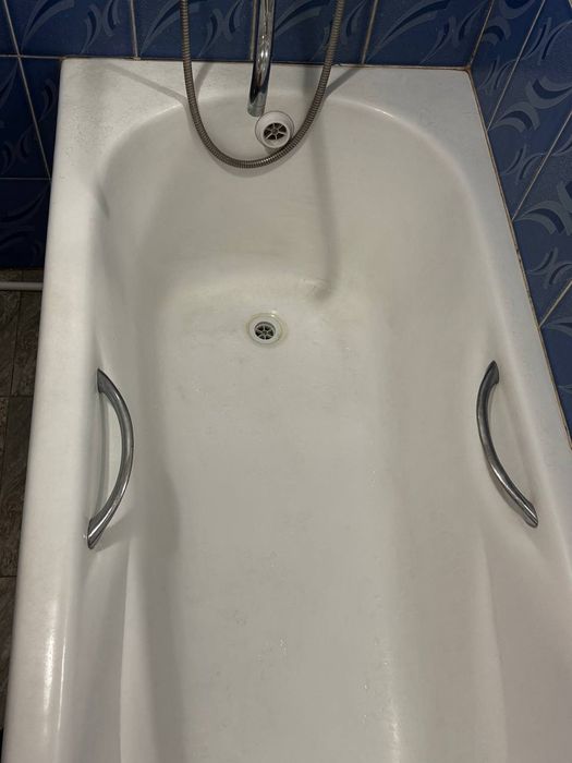 Продам ванна чугунная.