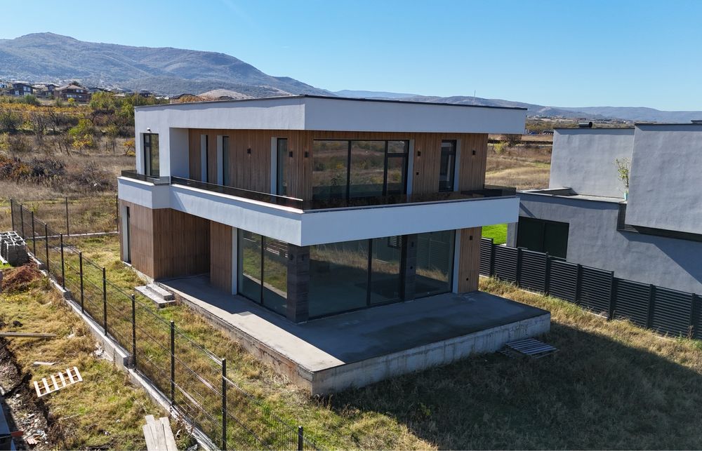 Продава се Къща в с. Белащица, Област Пловдив - 214 кв.м за 789 €/кв.м - Снимка #4