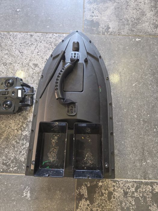 Vand navomodel sau schimb cu feeder