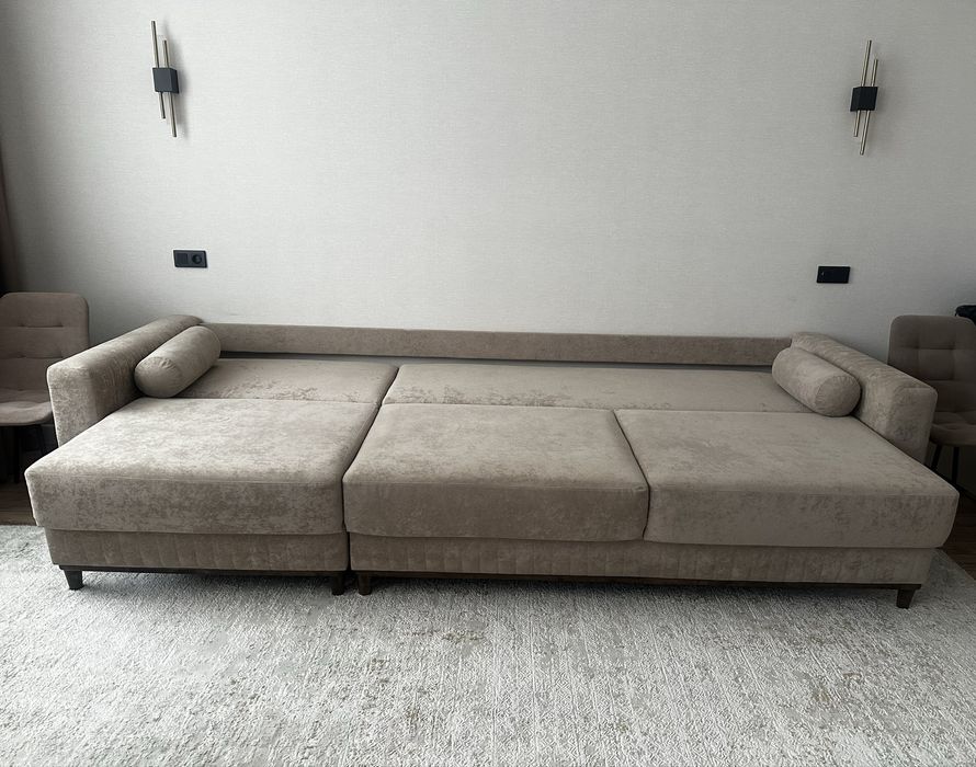 Диван 3,3 раскладной в отличном состояние