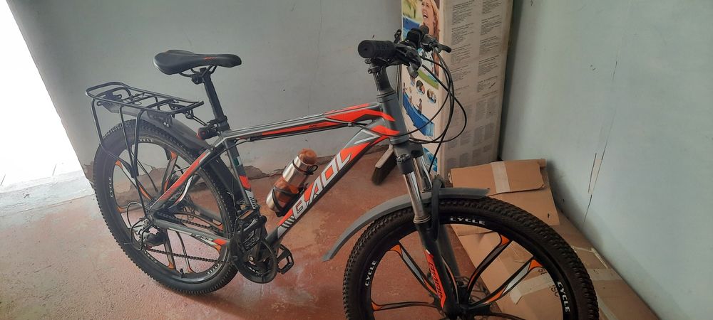 Велосипед  абсолютно новый