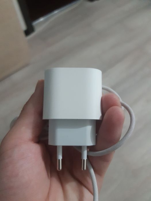 Зарядчик айфона тайпси оригинал