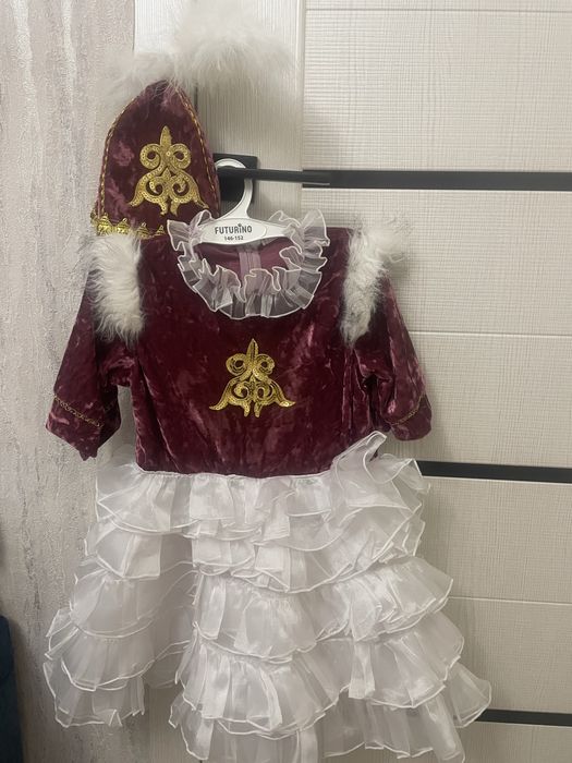 Продам национальный костюм для девочки