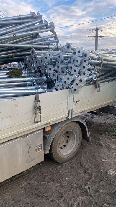 popi metalici schela metalica de inchiriat