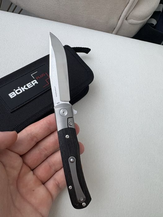 Сгъваем нож Böker