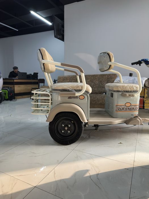 Toza havoda sayr qilish uchun elektro Skuter (трицикл)  yangi model
