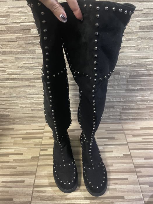 Ботуши маркови уникални