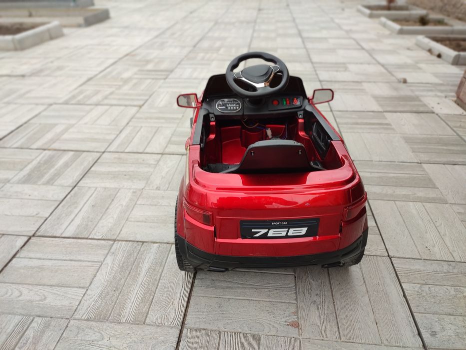 Детский машинка до 12 кг.