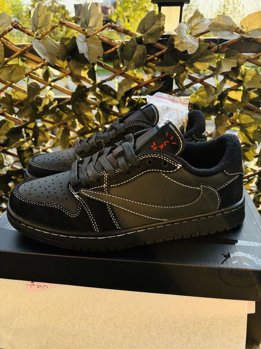 Jordan 1 Retro Low OG SP Travis Scott Black Phantom