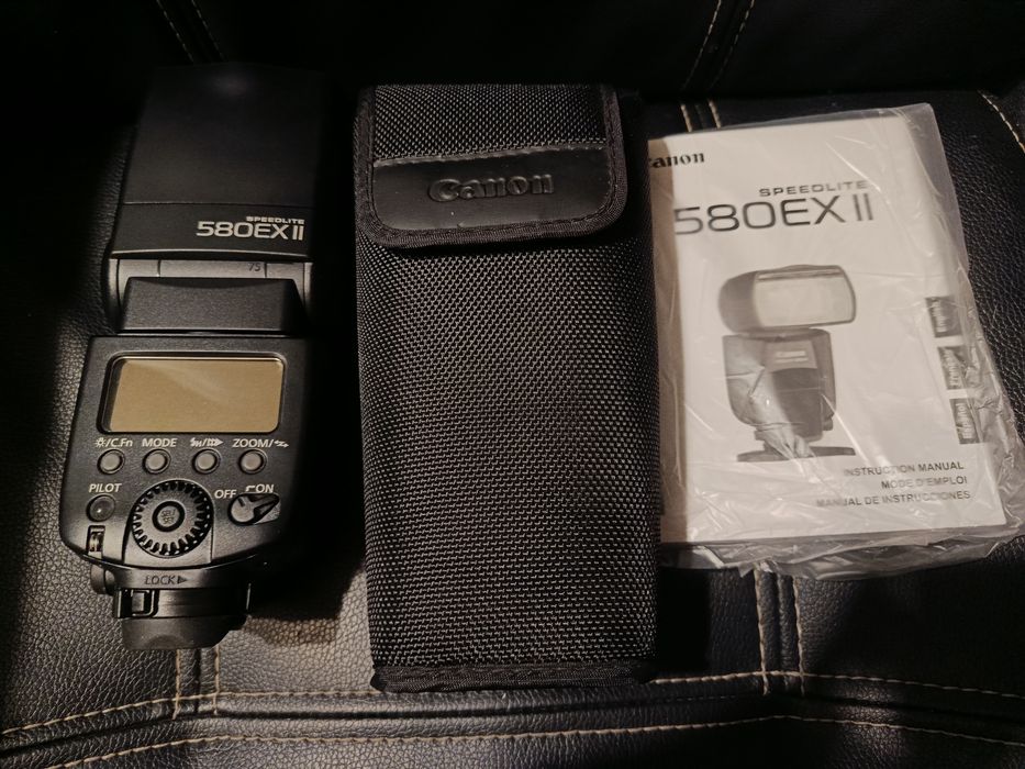 Bliț extern profesional Canon Speedlite 580EX II