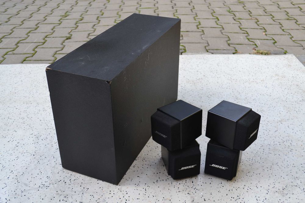 Subwoofer pasiv Bose Acoustimass + 2 sateliti Cube
