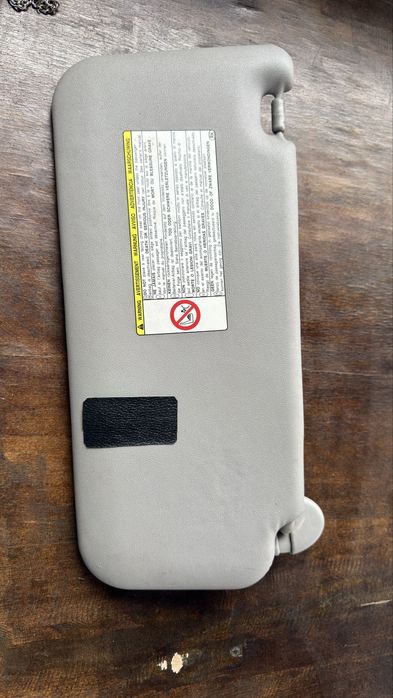 Сенник за  шофьора за ТОЙОТА РАФ4 2004г.