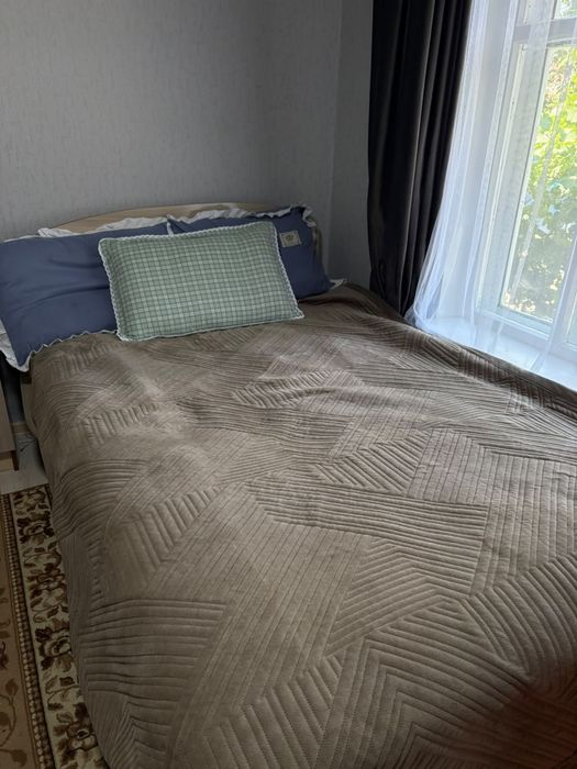 Продам кровать 30тыс.